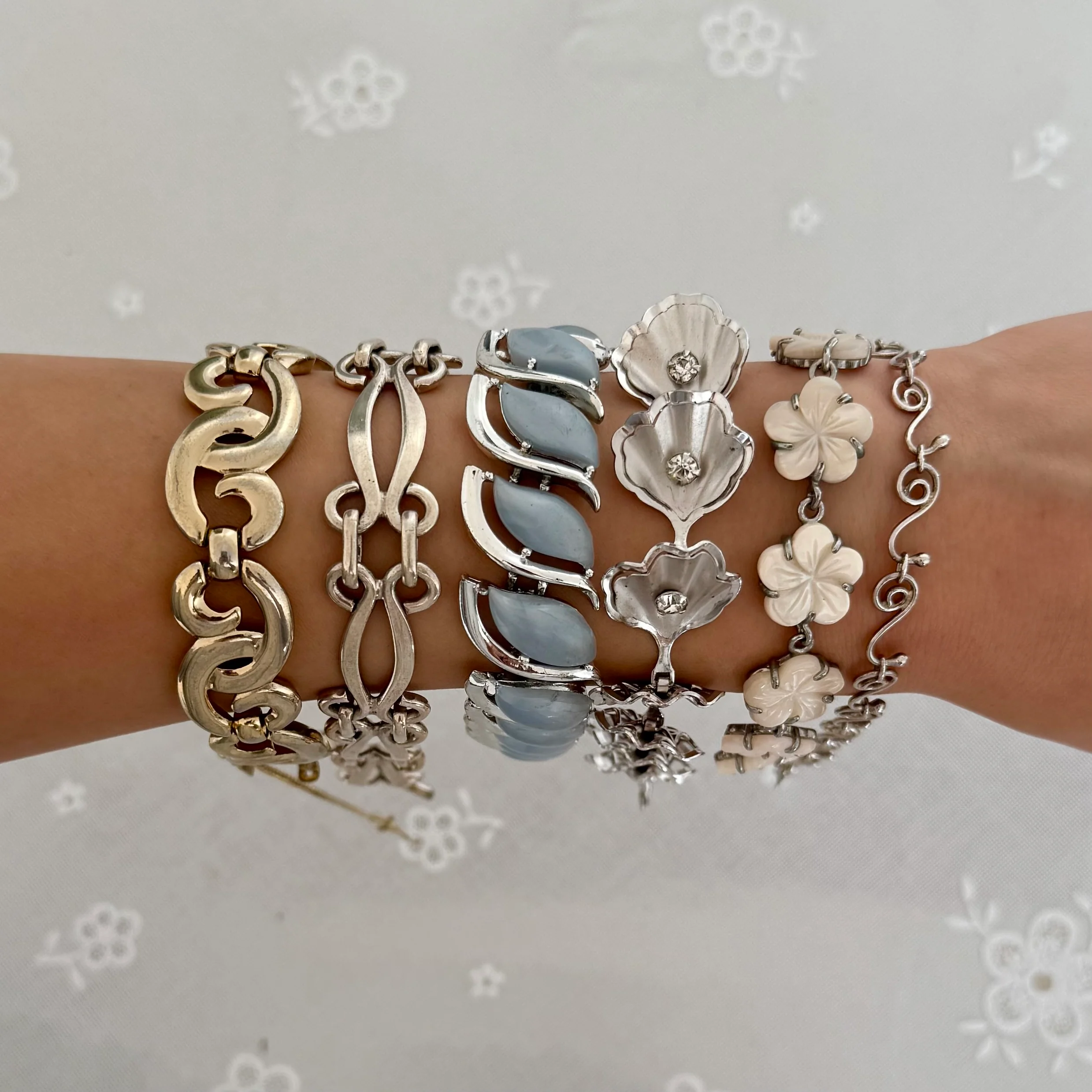 [Vintage Shell Drop] Sea Swirl Bracelet - Image 3